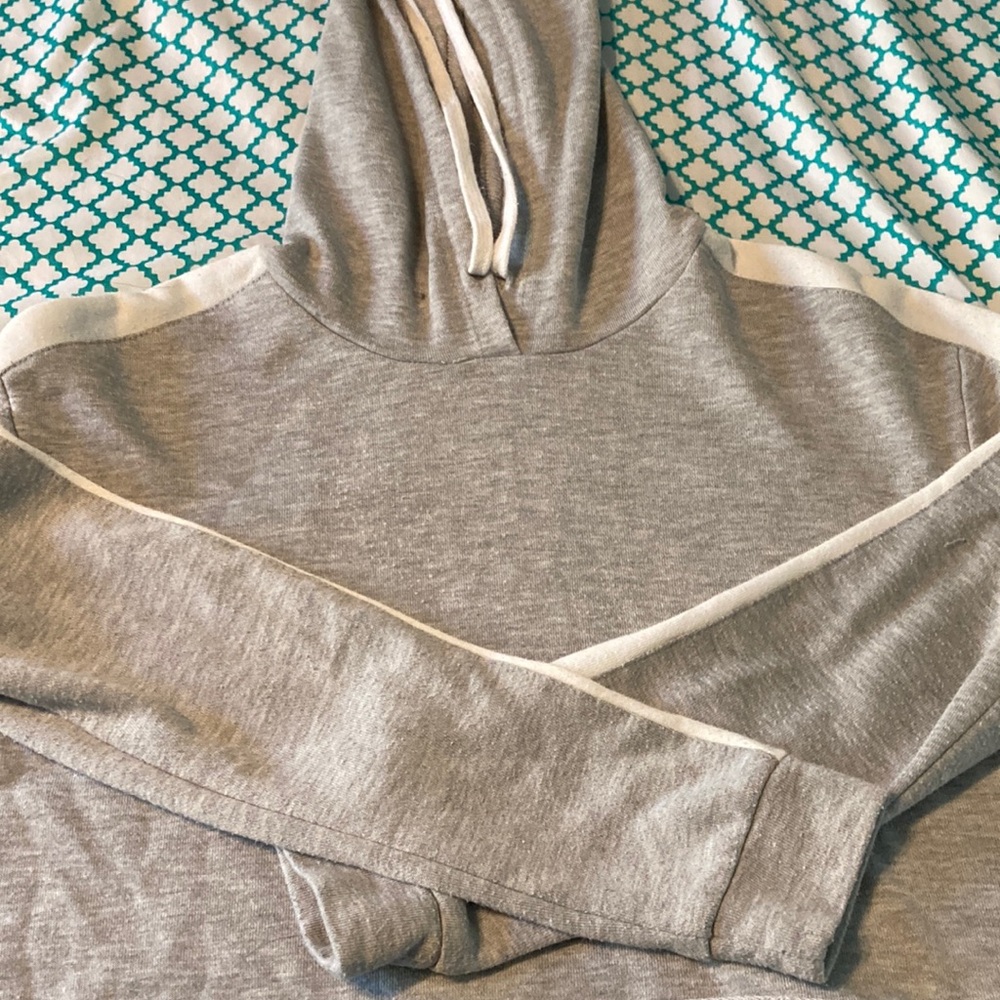 Grey crop sweater